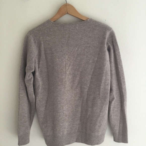 $155!! Hirsch & Timber 100% Wool Light Brown V-Neck Sweater: Women's Large - Picture 3 of 4